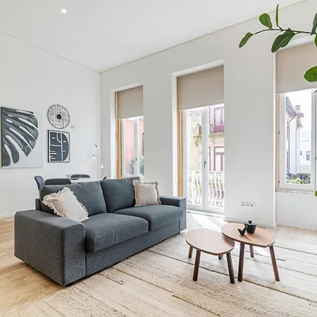 Bright In * Порту